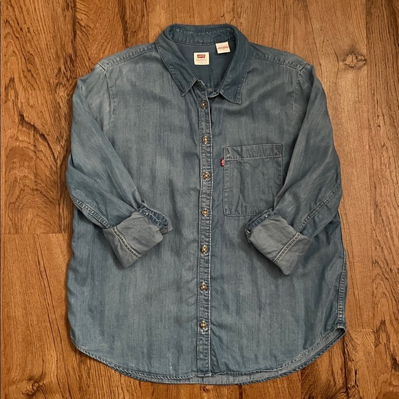 Levi’s Utility Shirt - Picture 5 of 14
